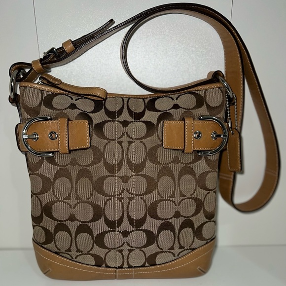 Handbags - Coach crossbody